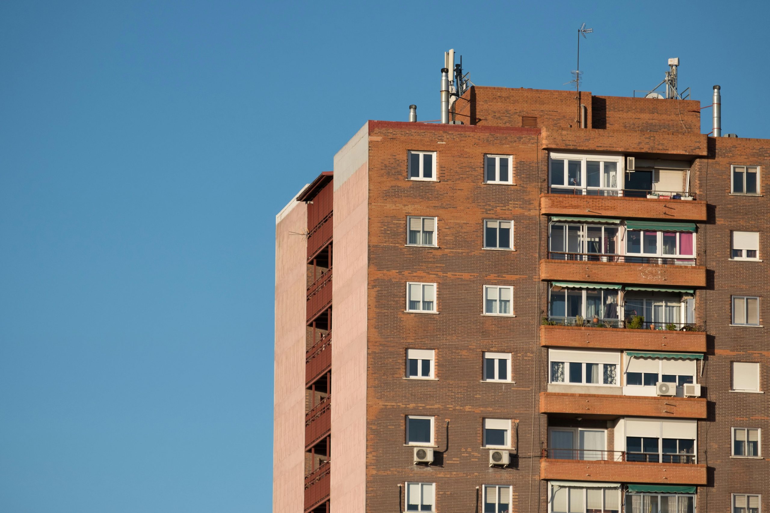 Mejores zonas para comprar piso en España 2026